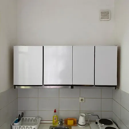 Shine Disco Apartman